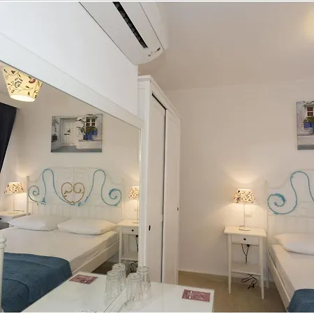 Ayka Hotel *