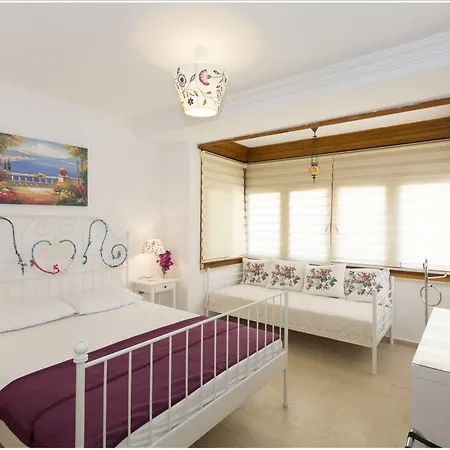 Hotel Ayka *